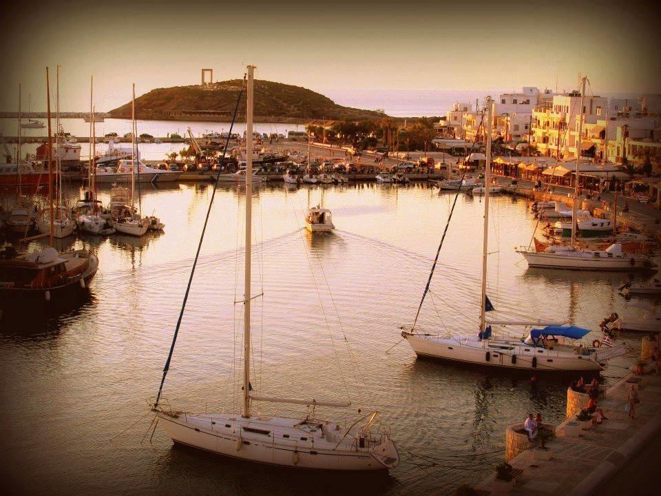 Hotel Coronis Naxos City ภายนอก รูปภาพ