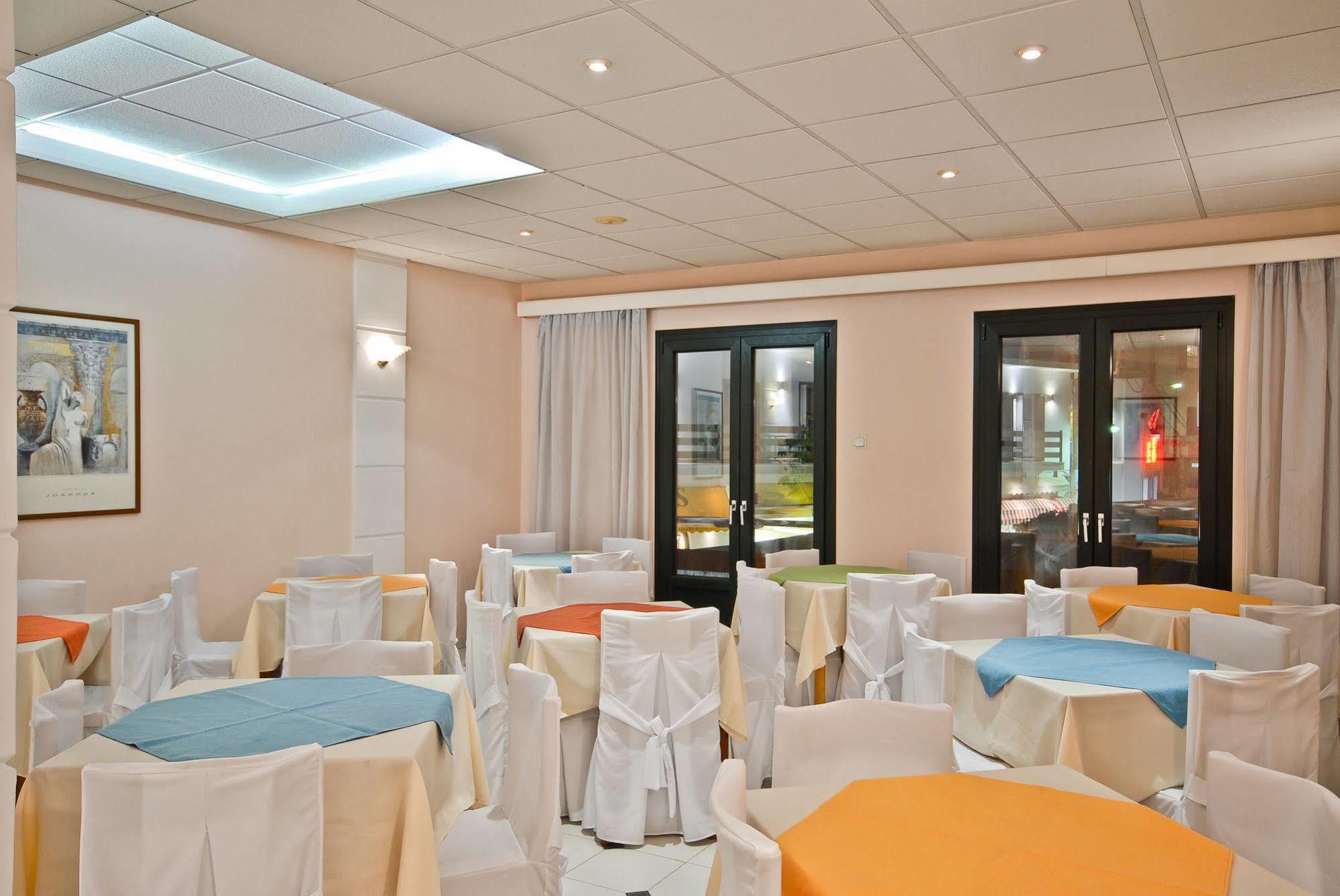 Hotel Coronis Naxos City ภายนอก รูปภาพ